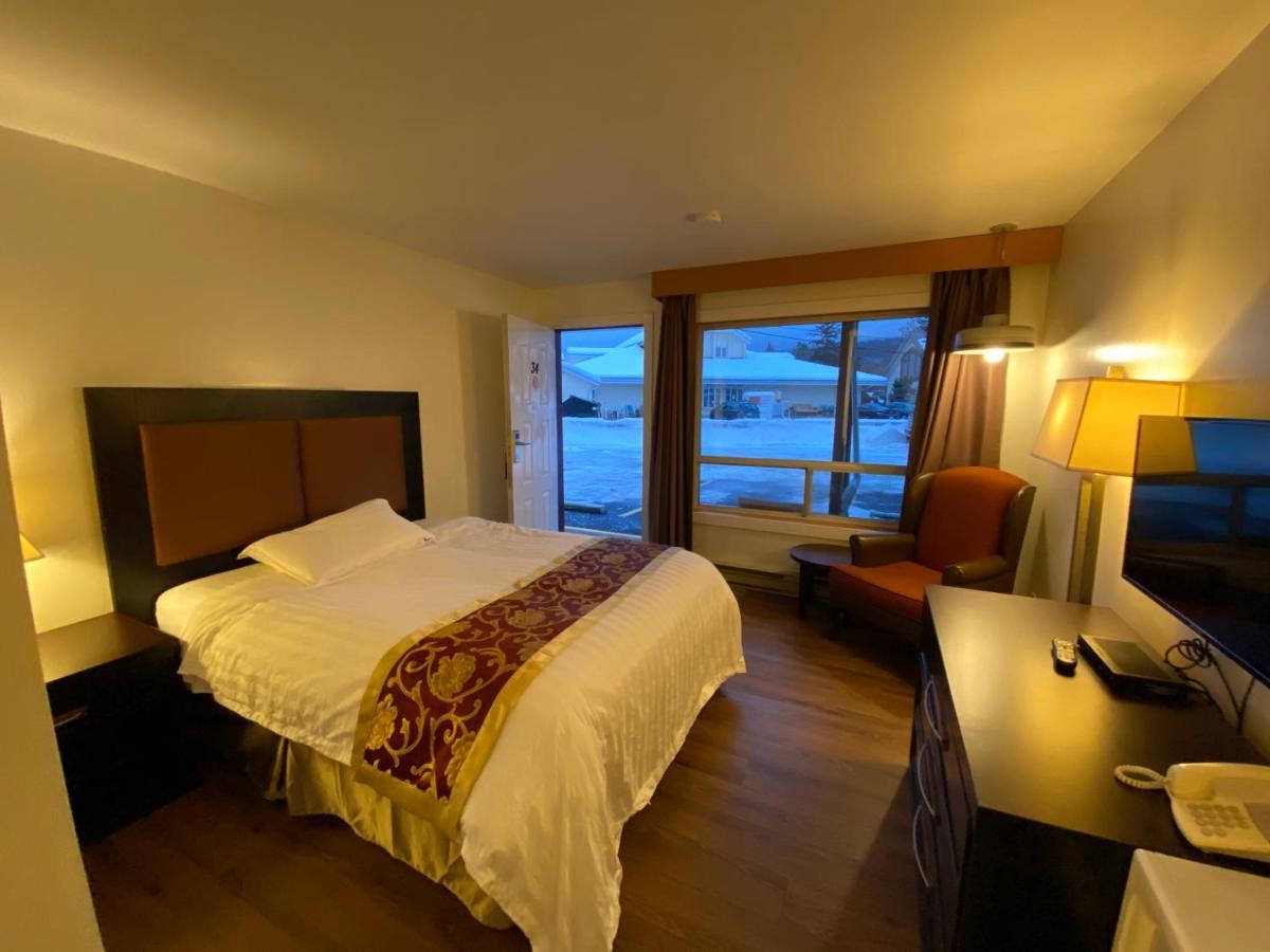 Rondo Motel Golden Extérieur photo