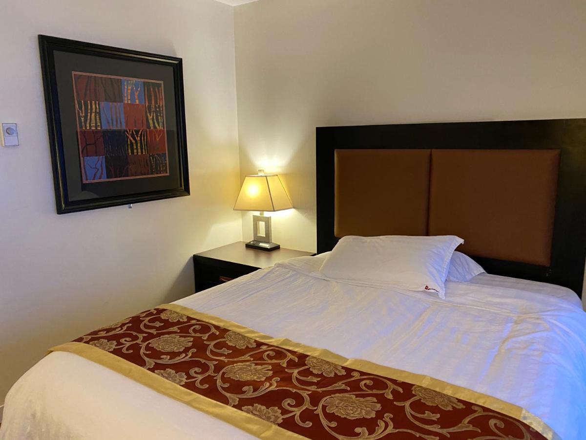 Rondo Motel Golden Extérieur photo