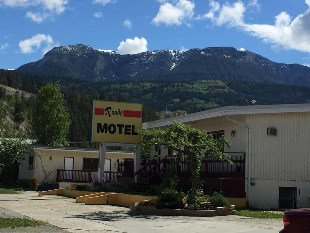 Rondo Motel Golden Extérieur photo