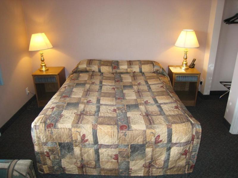 Rondo Motel Golden Extérieur photo